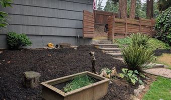 2600 SE LAKEWOOD Dr, Milwaukie, OR 97222