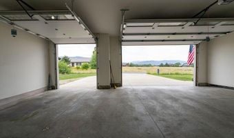 36 COLUMBINE St, Alpine, WY 83128