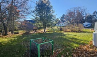 208 7th St, Bangor, ME 04401