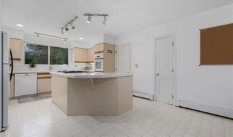 67 Daniel Dr, North Kingstown, RI 02852