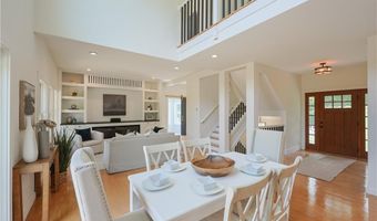 26 Old Stone Church Rd, Little Compton, RI 02837
