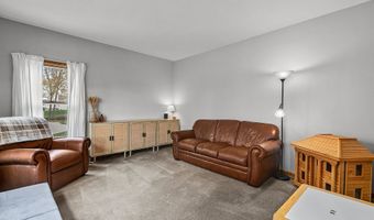 4144 N FOXGLOVE Ln, Appleton, WI 54913