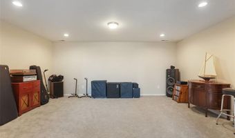 6 River Bluff Ct, Augusta, MO 63332