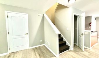 27 Oyster Bay G, Absecon, NJ 08201