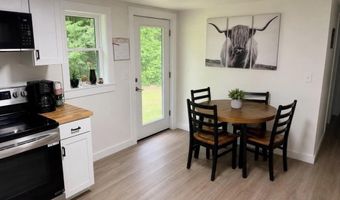 780 Oakland Rd, Belgrade, ME 04917