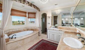 7104 Aviara Dr, Carlsbad, CA 92011