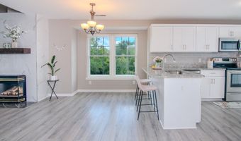 1892 Lindsay Ln, Ann Arbor, MI 48104