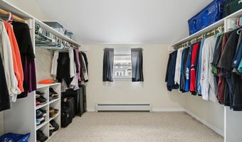 13 Queen St, Barre, VT 05641