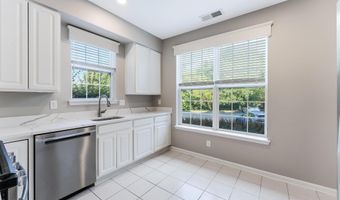 20901 CEDARPOST Sq 101, Ashburn, VA 20147
