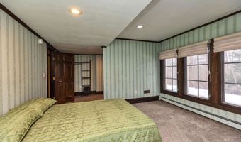 107 Fresh Pond Ln, Brookline, NH 03033