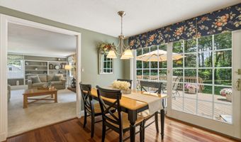 14 High Hill Rd, Canton, CT 06019