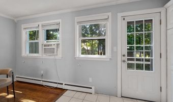 136 A Belgrade Ave, Boston, MA 02131