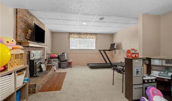 331 Rolling Hills Rd, Economy, PA 15042