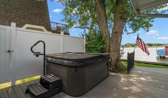 6731 Campau Lake Dr SE, Alto, MI 49302