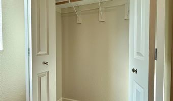 833 Ridgeview St, Belle Fourche, SD 57717