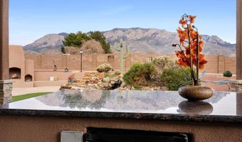 10711 MODESTO Ave NE, Albuquerque, NM 87122