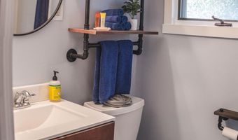 27 Shadowland Rd, Alstead, NH 03602