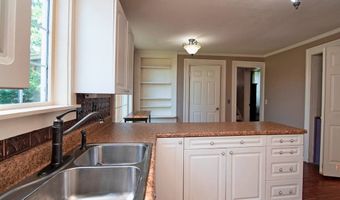 162 Monroe St, Alderson, WV 24910