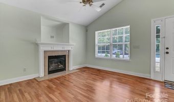 2126 Downing St, Charlotte, NC 28205