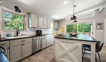 14 Gamlingay Ln, Bella Vista, AR 72714