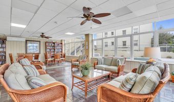 510 Deal Lake Dr 2H, Asbury Park, NJ 07712
