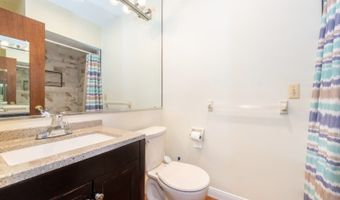 3 Port Royal Dr 4, Alloway, NJ 07462