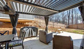 133 Lynwood Ln, Ball Ground, GA 30107