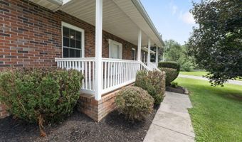 506 Cherry Hill Dr, Abingdon, VA 24210