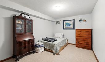 704 Redding Rd, Angola, IN 46703