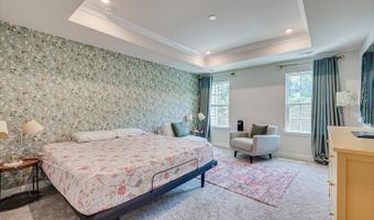 220 Anchor Way 3820, Aberdeen, NJ 07721