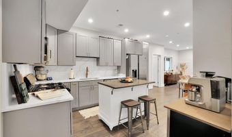 712 KEARNY St NE 5, Washington, DC 20017