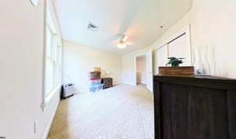 203 Cynwyd Dr, Absecon, NJ 08201