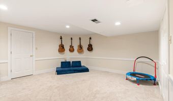 110 BRIDLE Ln, Ambler, PA 19002