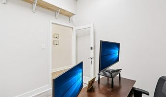 5054 LANGSTON Blvd, Arlington, VA 22207