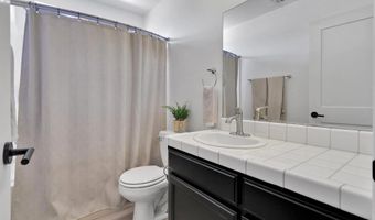 15305 Lookout Rd, Apple Valley, CA 92307