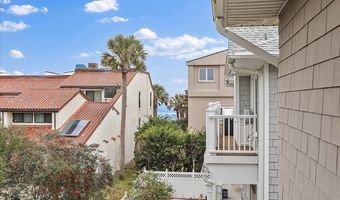 53 OCEANSIDE Dr, Atlantic Beach, FL 32233