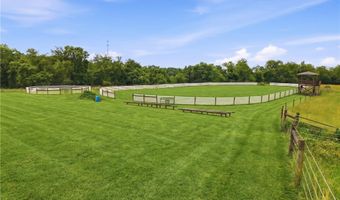 129 Littell Rd, Aliquippa, PA 15001