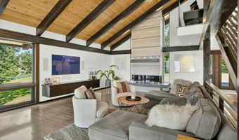1440 E Nevada St, Ashland, OR 97520