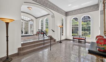 4000 CATHEDRAL Ave NW 842B, Washington, DC 20016