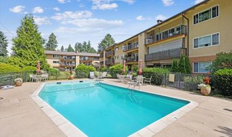 1400 SE LAVA Dr 6, Milwaukie, OR 97222