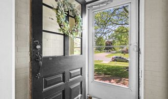 705 Overlook Dr, Alliance, OH 44601