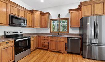 365 Munger Ln, Bethlehem, CT 06751