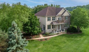 660 Birch Hollow Dr, Antioch, IL 60002