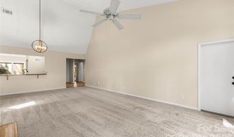 141 Greenridge Rd, Clover, SC 29710