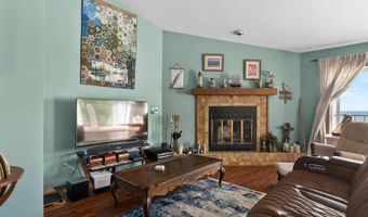 120 Summit Beach Dr, Algoma, WI 54201