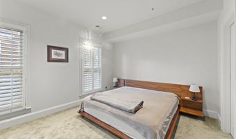 1815 POTOMAC GREENS Dr, Alexandria, VA 22314