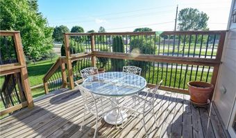1699 Glade Dr SW, Altoona, IA 50009
