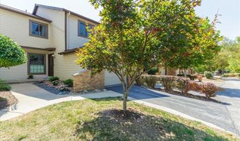 640 Painted Vista Dr, Ballwin, MO 63021