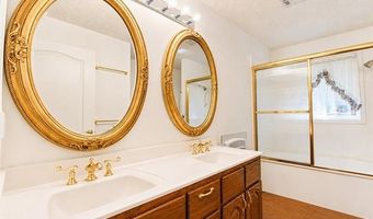 3260 Howard Rd, Beggs, OK 74421