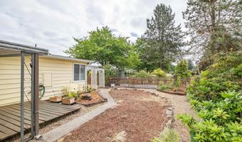 3800 Mountain View Dr SE 33, Albany, OR 97322